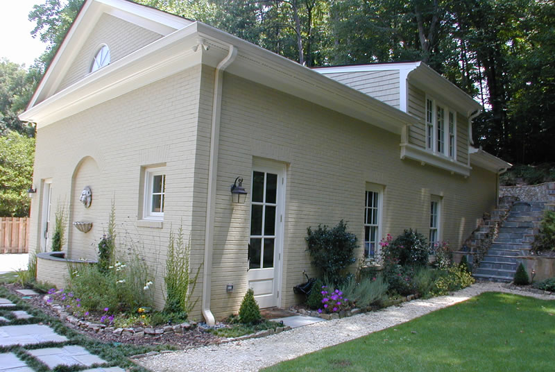 Toledano rear garage